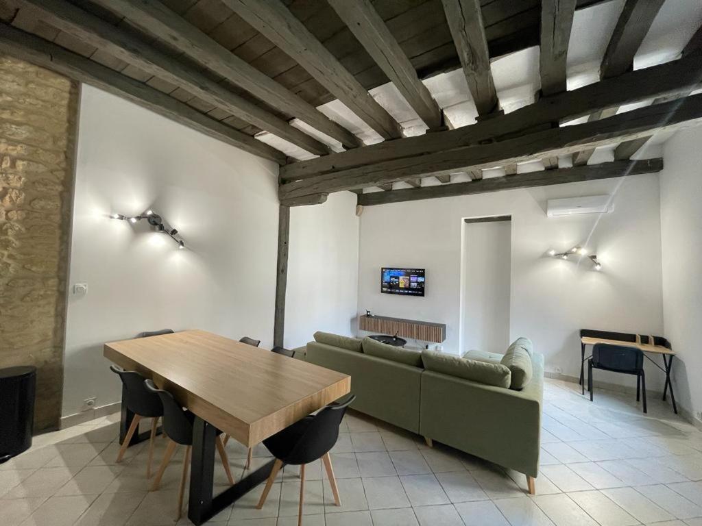 Atypique - Centre Historique - Appartement 2 Chambres Bourges Luaran gambar